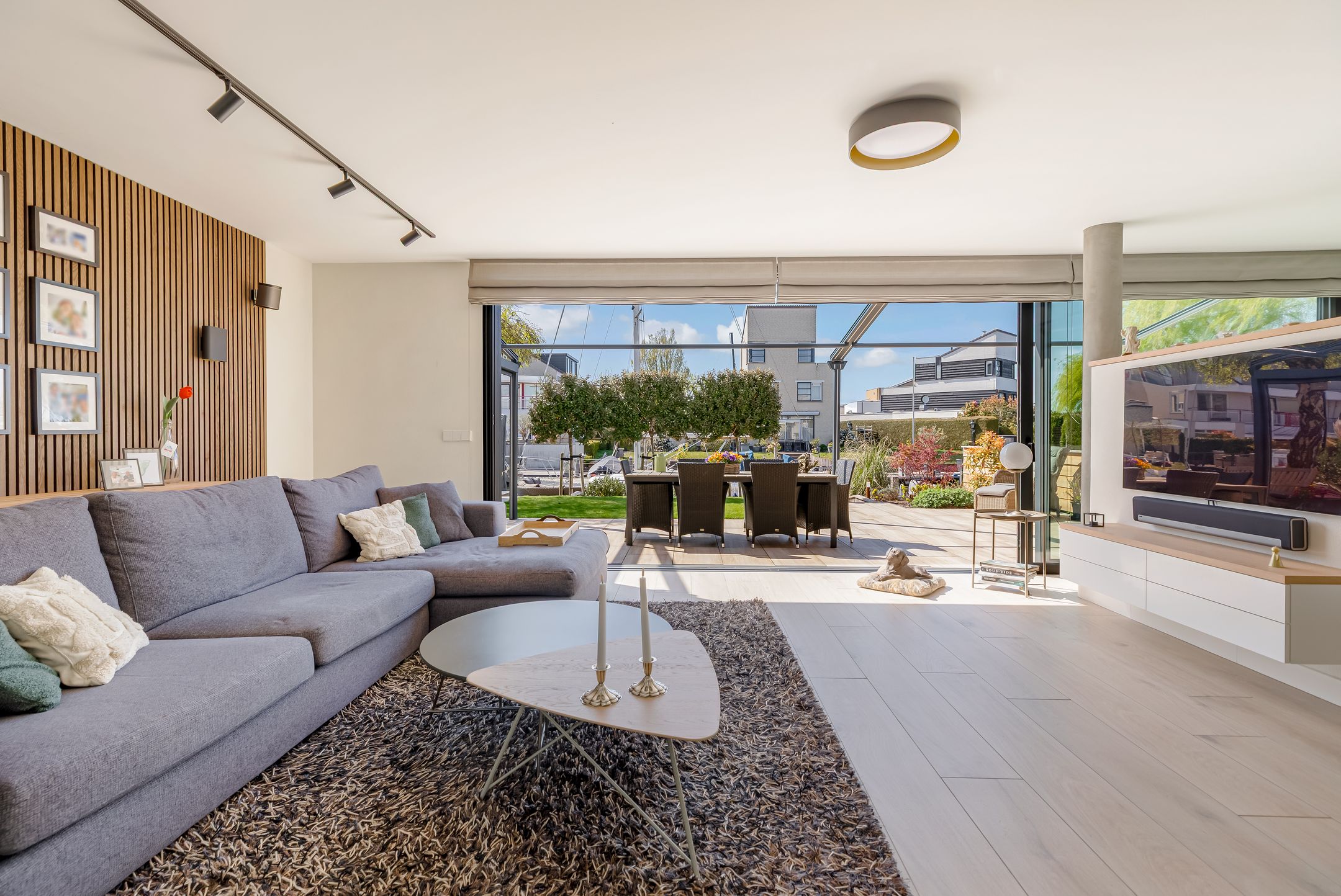 Foto 21 van Overstag 11