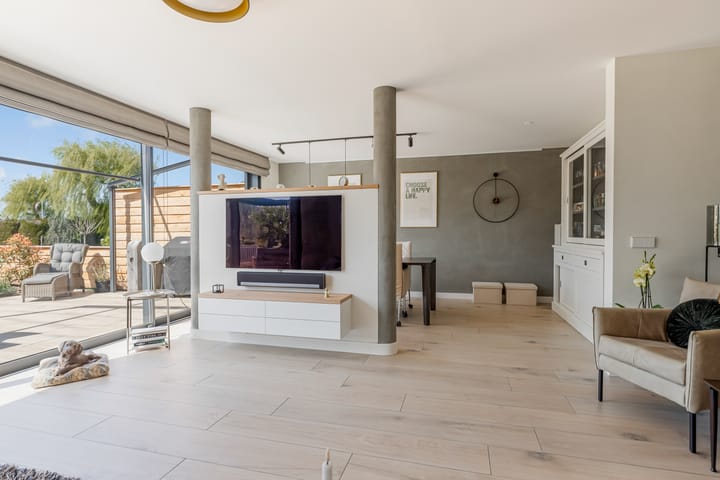 Foto 26 van Overstag 11