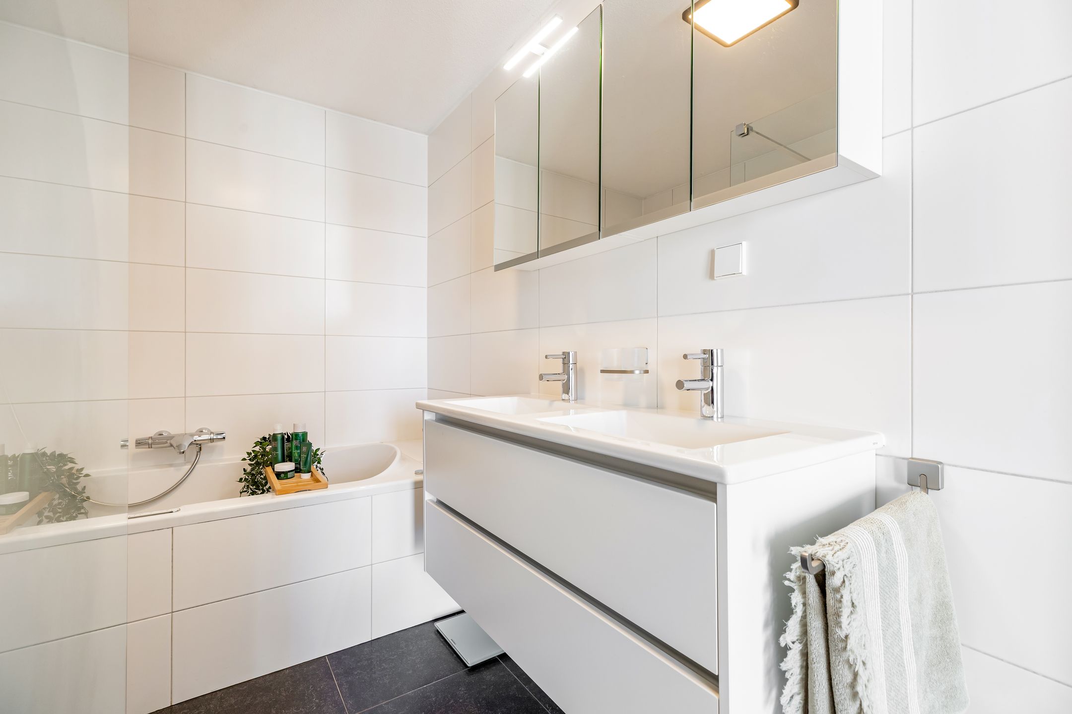 Foto 42 van Overstag 11