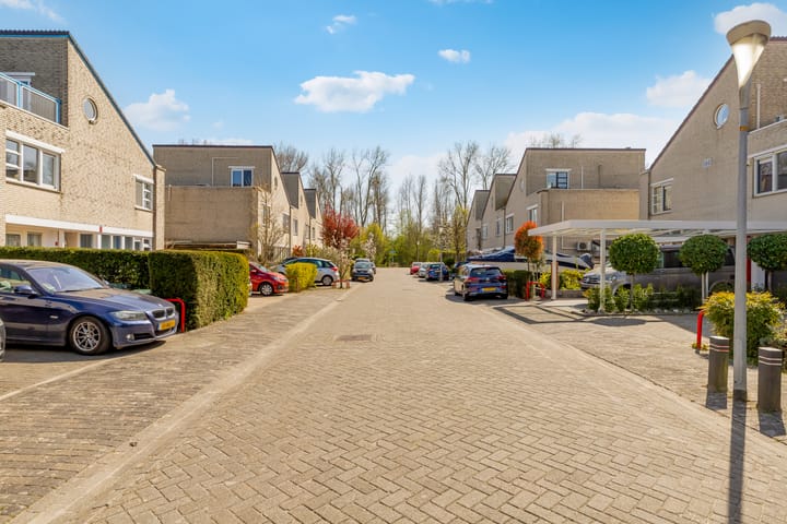 Foto 64 van Overstag 11