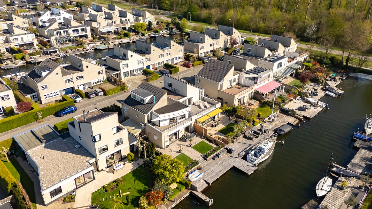 Foto 65 van Overstag 11