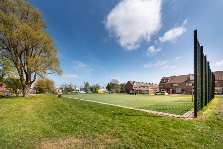 Photo 27 of Seevank 40