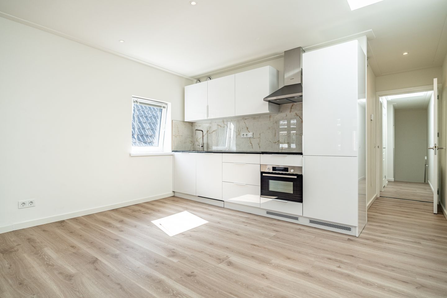 Photo 5 of Dorpsstraat 87-A