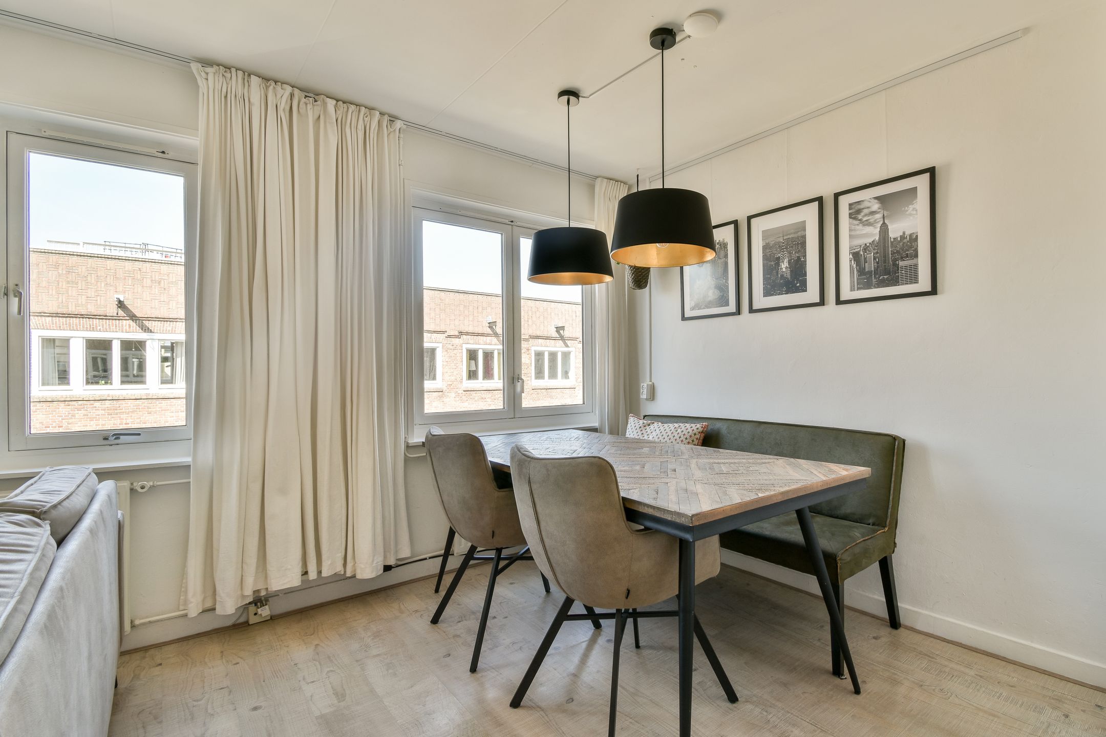 Photo 9 of Bloys van Treslongstraat 59-3