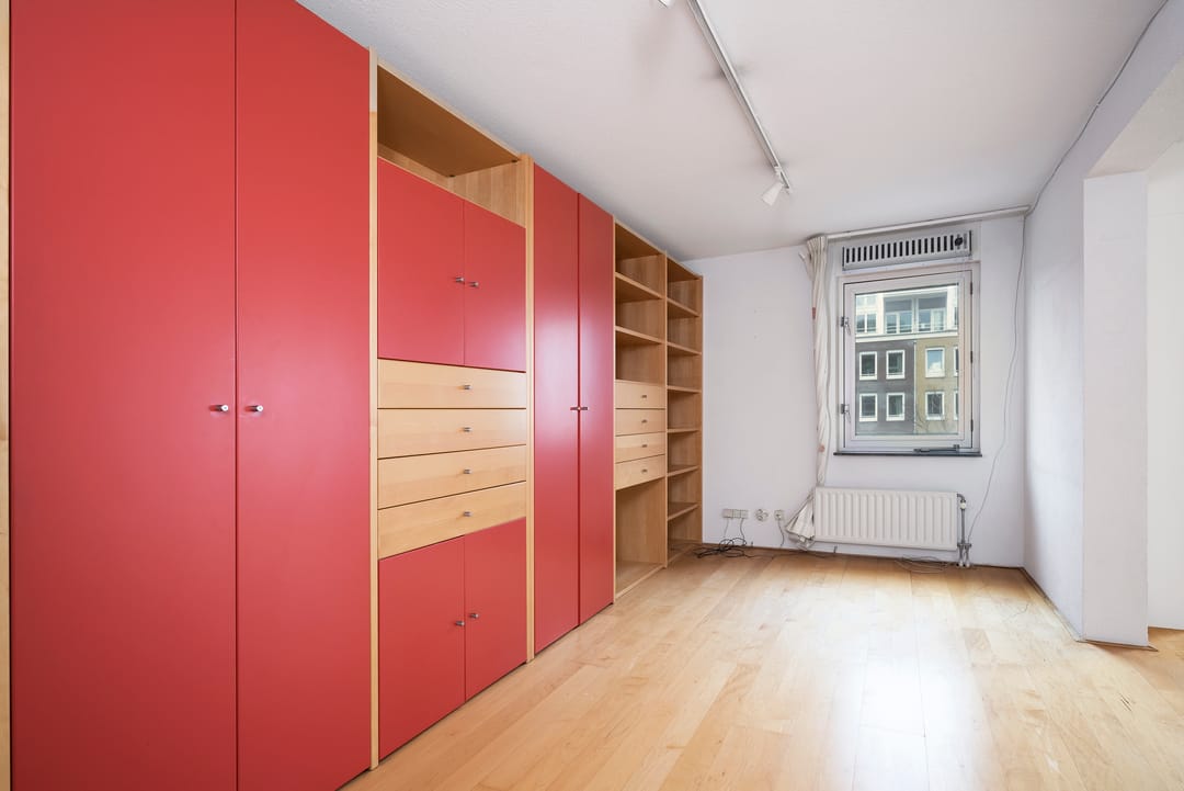 Photo 8 of Valkenburgerstraat 211