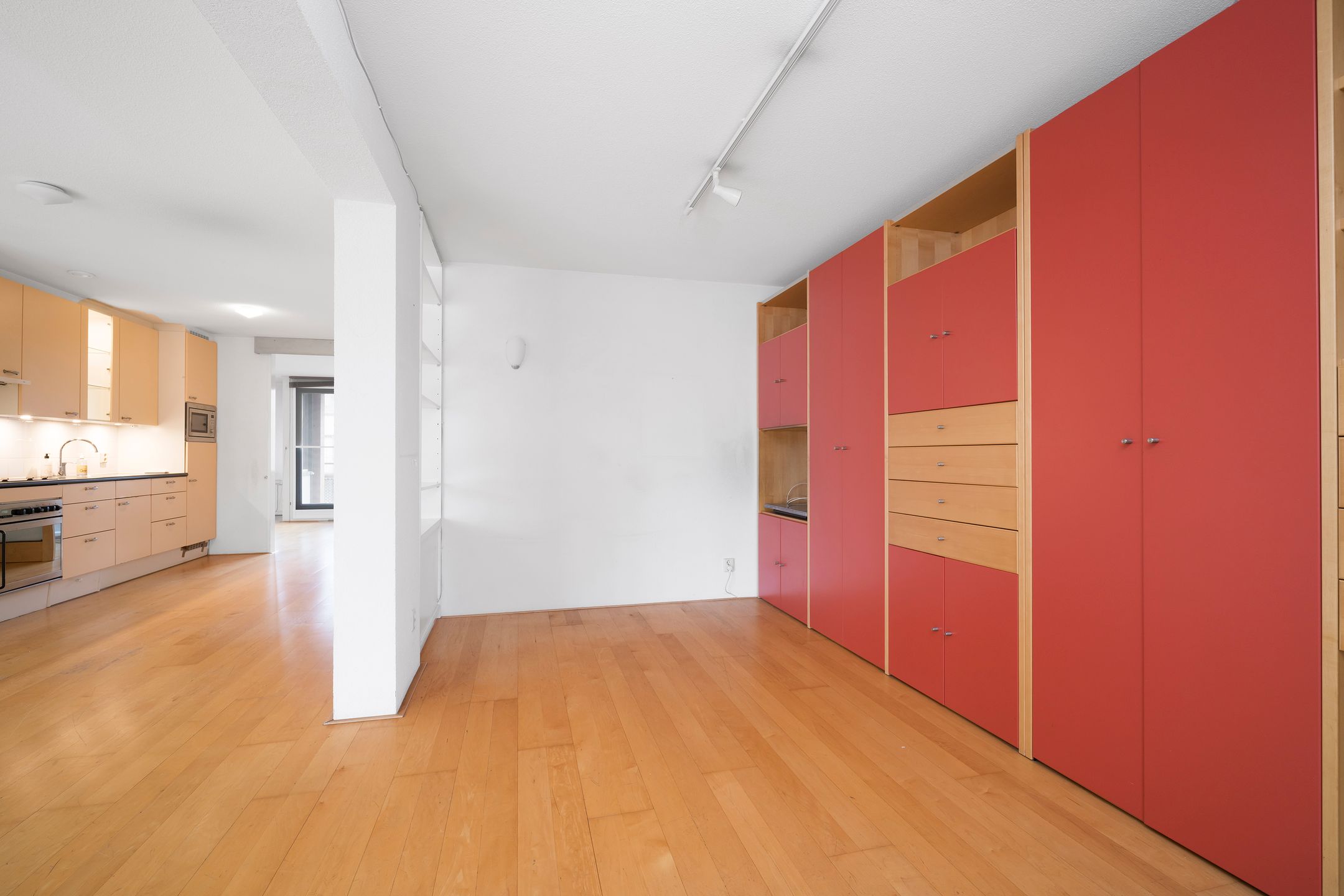 Photo 9 of Valkenburgerstraat 211