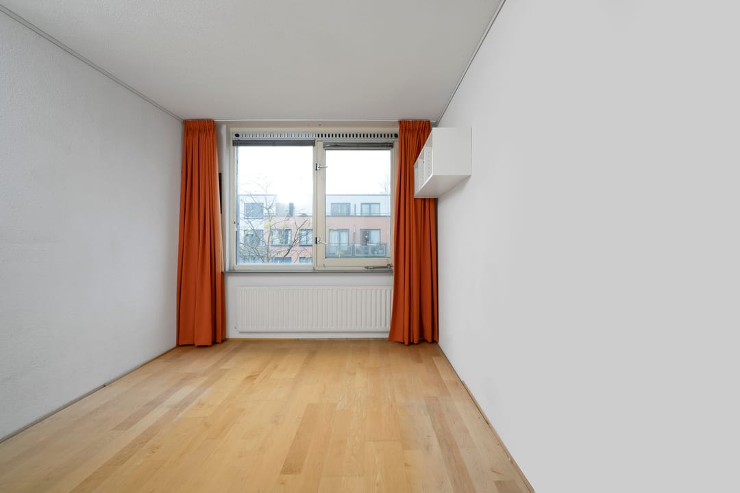 Photo 23 of Valkenburgerstraat 211