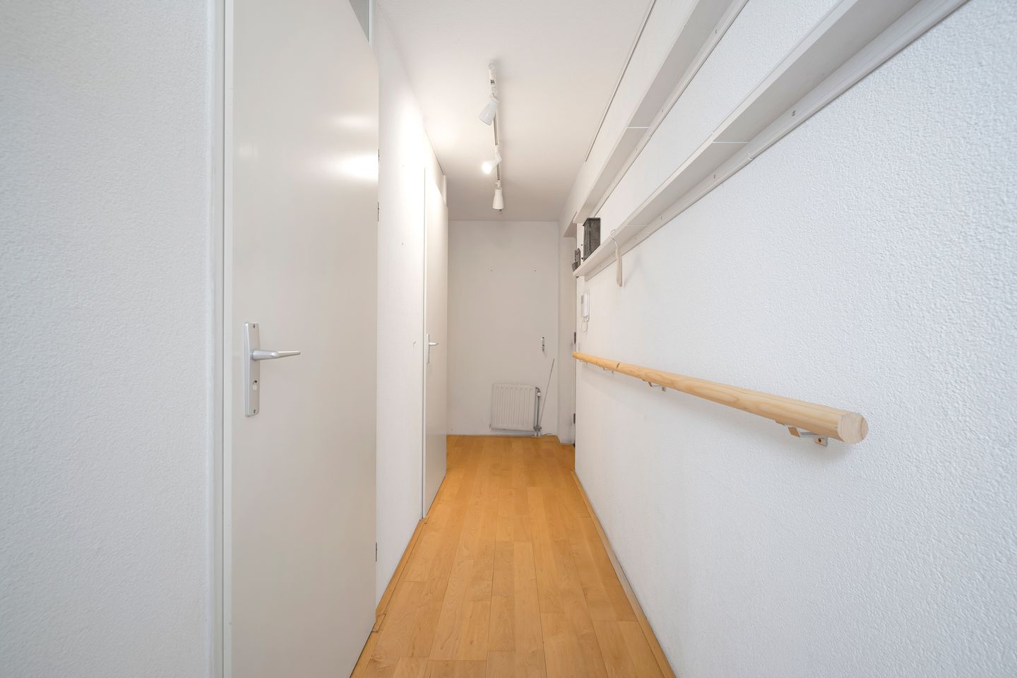 Photo 25 of Valkenburgerstraat 211