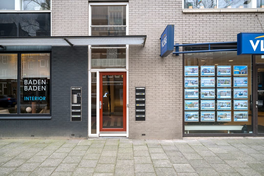 Photo 31 of Valkenburgerstraat 211