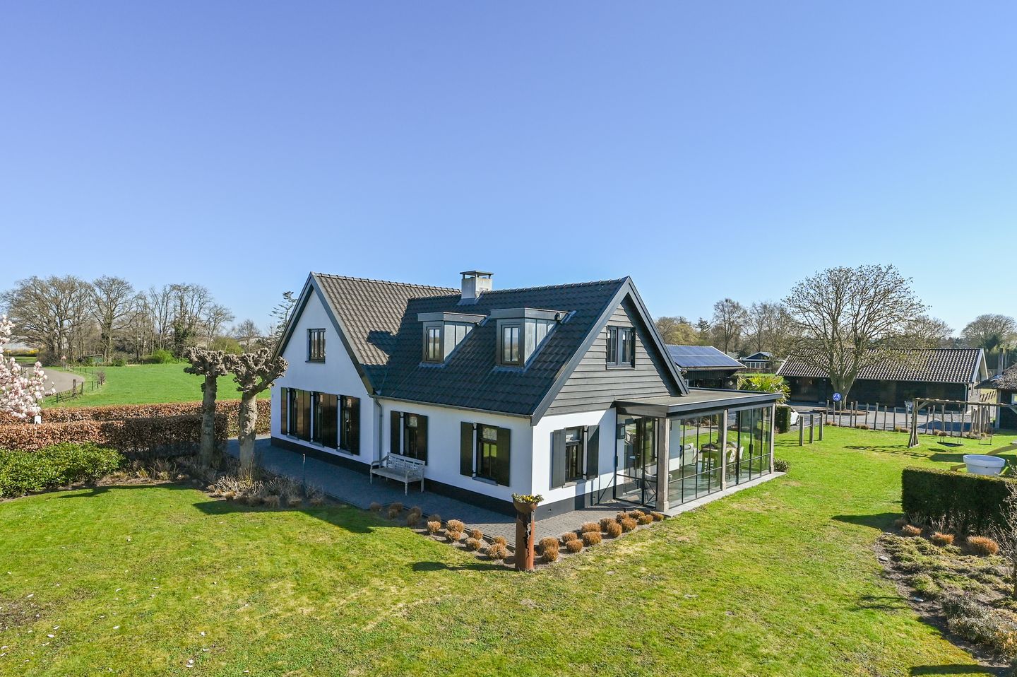 Foto 1 van Hoge Einderweg 1