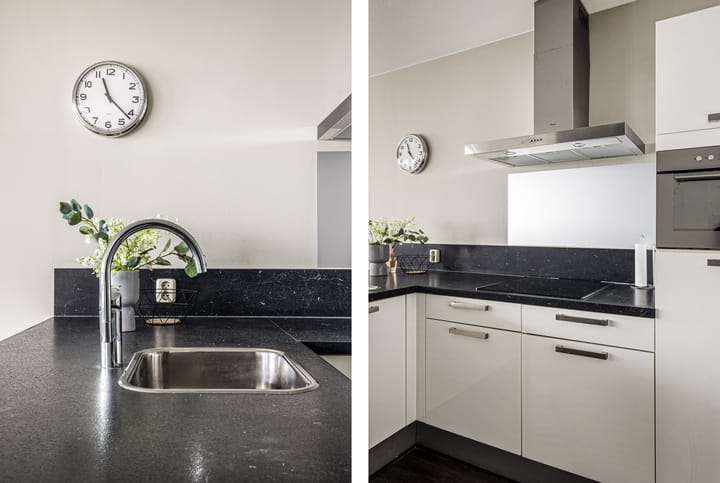 Photo 13 of Raadhuisplein 112