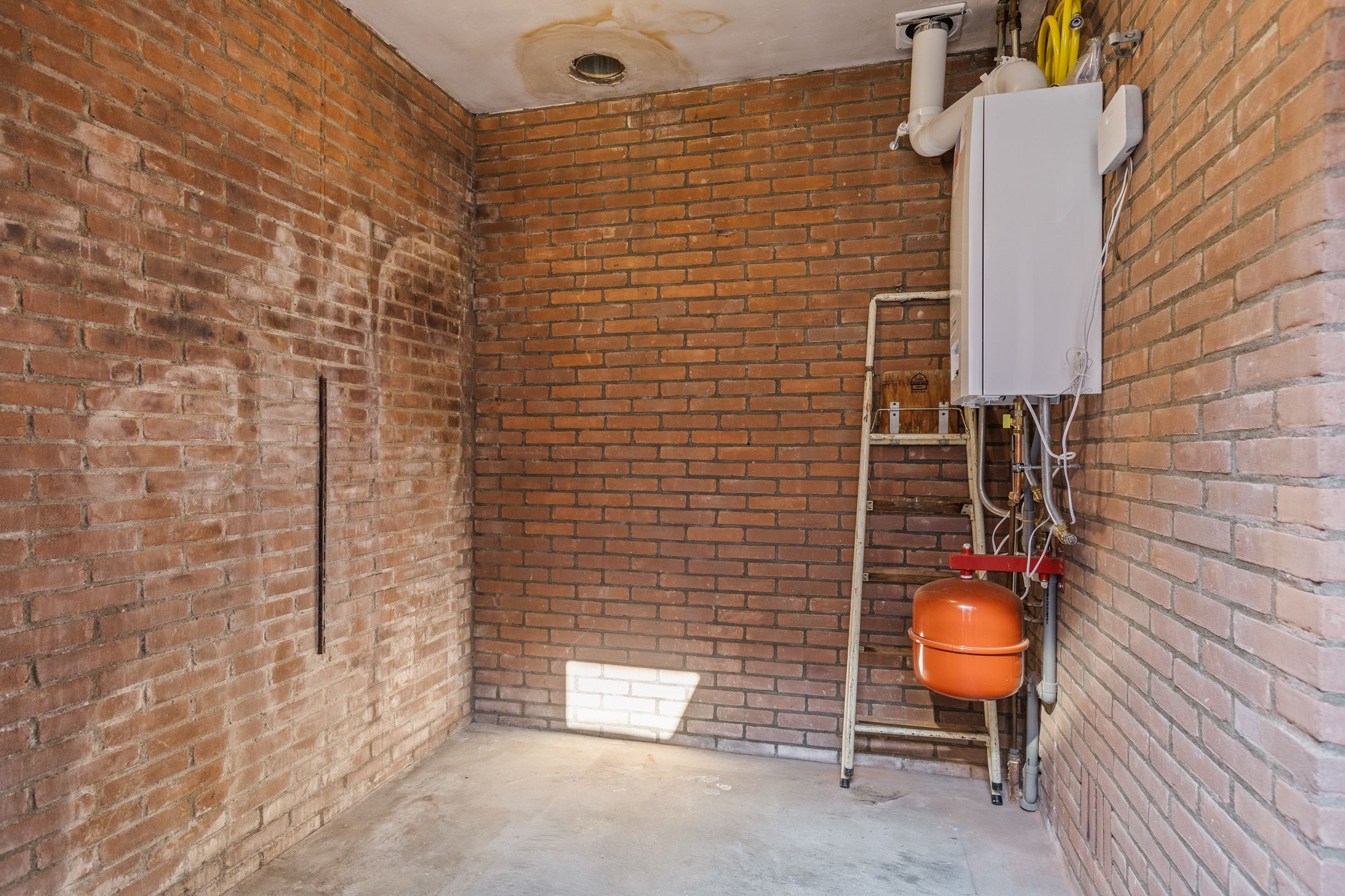 Photo 12 of St.-Winfridusstraat 18