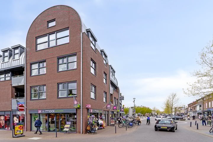 Halve Morgen 12