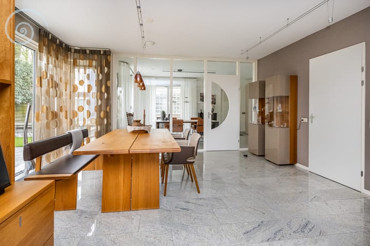 Foto 11 van Molenlaan 9