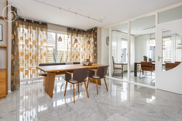 Foto 12 van Molenlaan 9