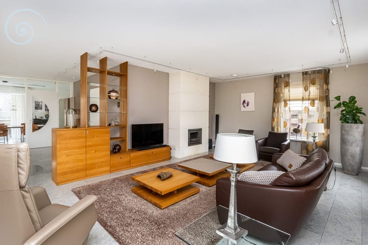 Foto 15 van Molenlaan 9