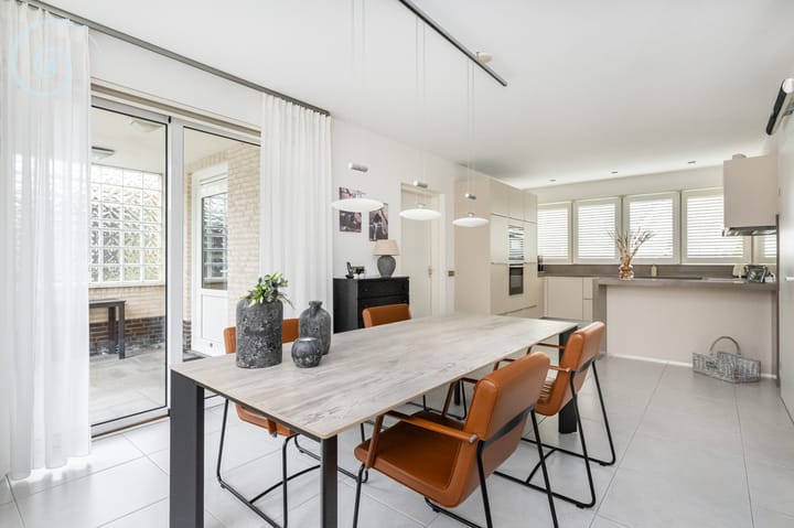 Foto 22 van Molenlaan 9