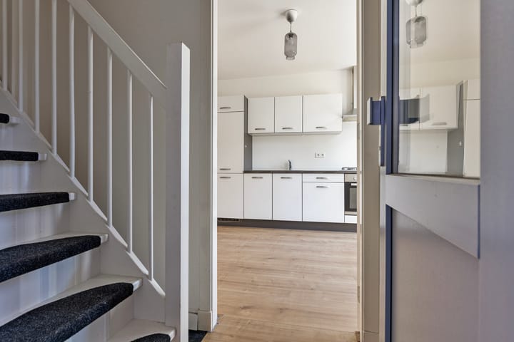 Foto 11 van Lijnbaanstraat 29