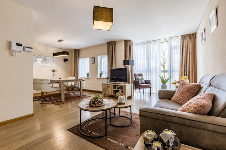 Foto 2 van Van Gilslaan 1-A