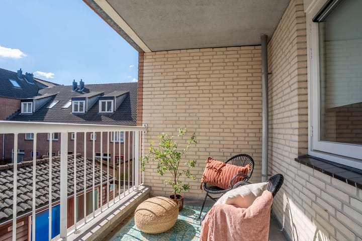 Foto 3 van Kazerneplein 23