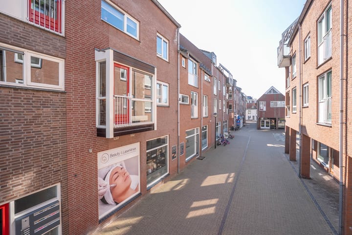 Foto 13 van Kazerneplein 23