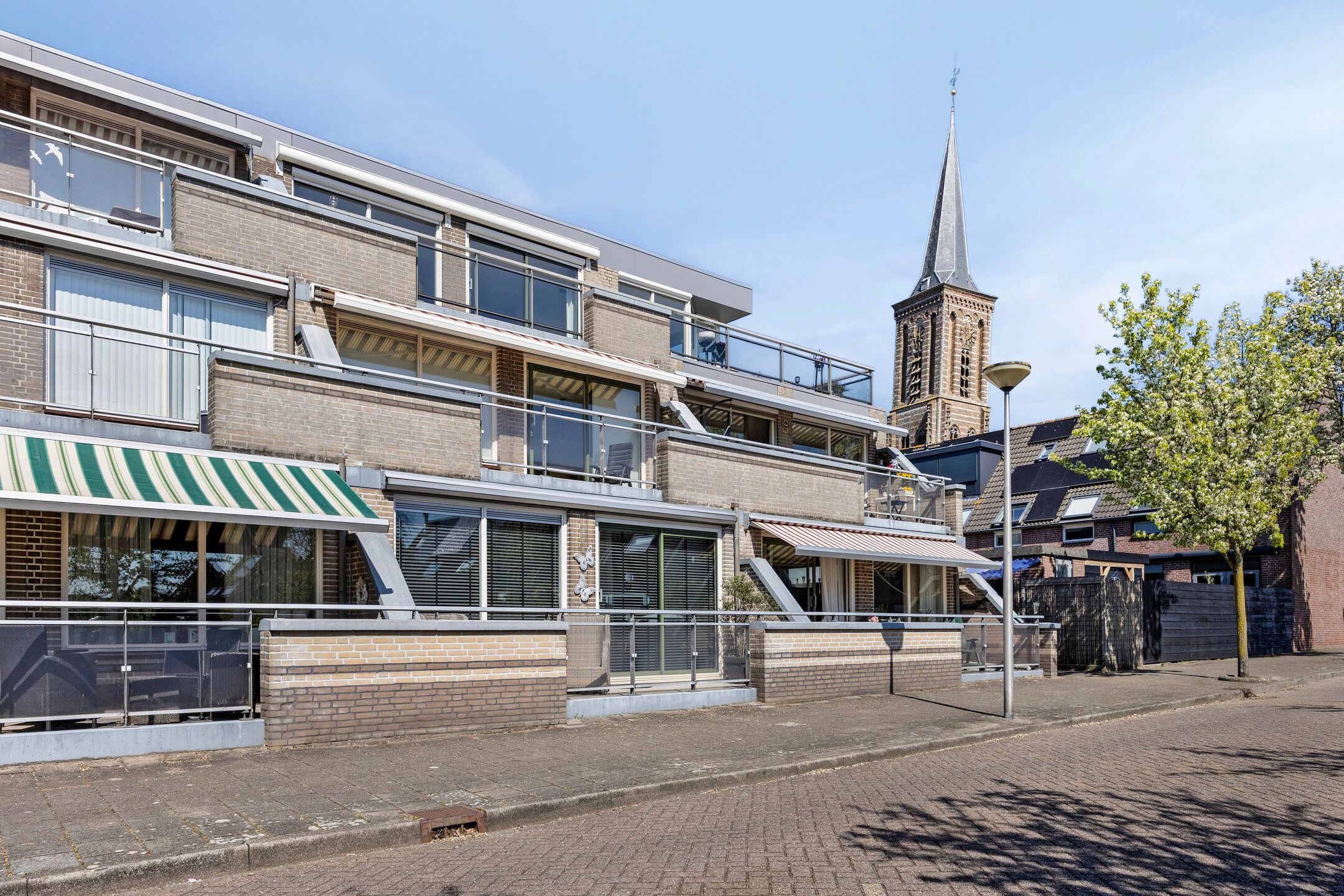 Foto 30 van Kerklaan 45