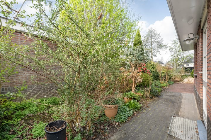 Foto 38 van Braamlaan 1