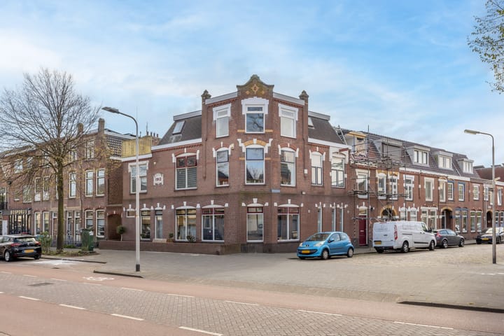 Koopwoningen - huizen te koop in [Funda]