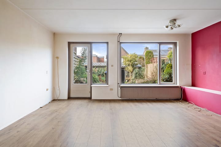 Photo 10 of Bourgognekruisstraat 18