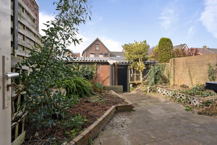 Photo 33 of Bourgognekruisstraat 18