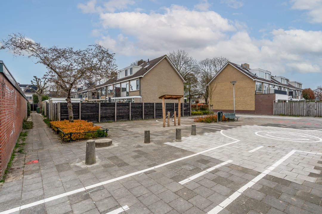 Photo 38 of Mauritsstraat 25