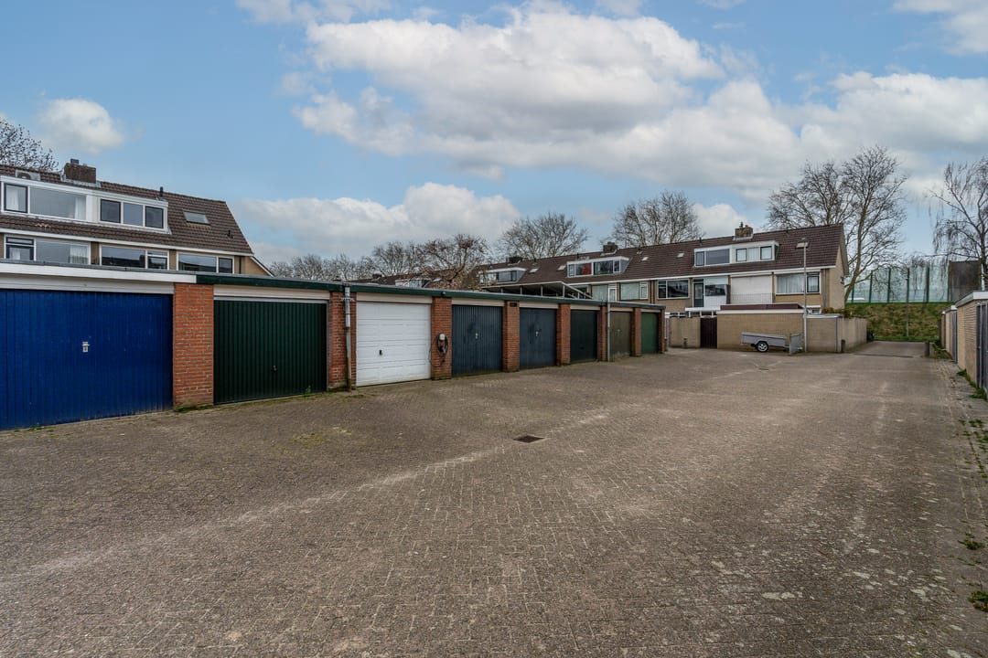 Photo 41 of Mauritsstraat 25