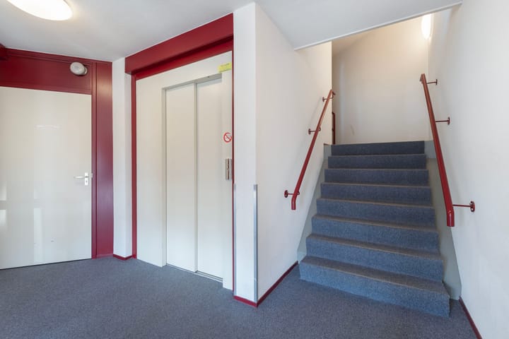 Photo 5 of Lesturgeonplein 12