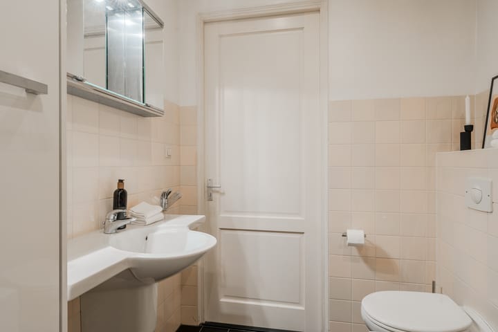 Foto 33 van Ruysdaelstraat 68-4