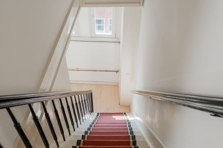 Foto 46 van Ruysdaelstraat 68-4