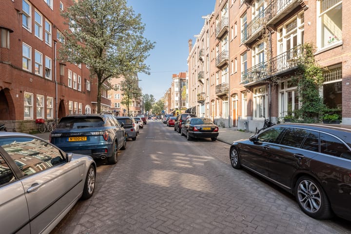 Foto 48 van Ruysdaelstraat 68-4