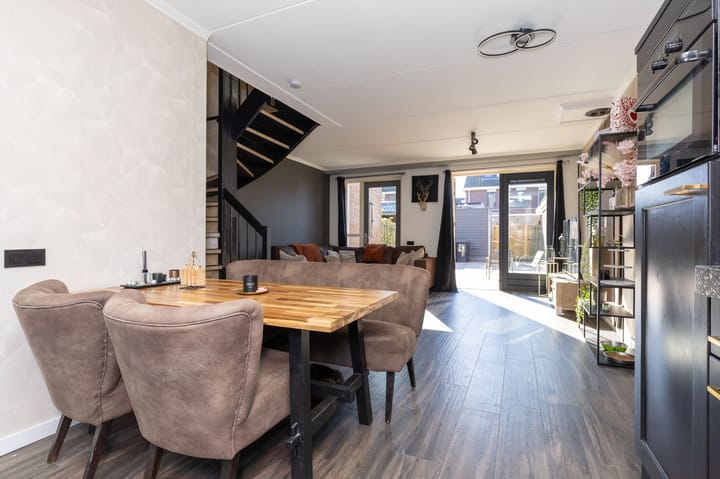 Foto 3 van Regenboog 4