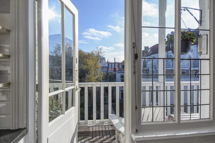 Foto 25 van Gerard Reijnststraat 68