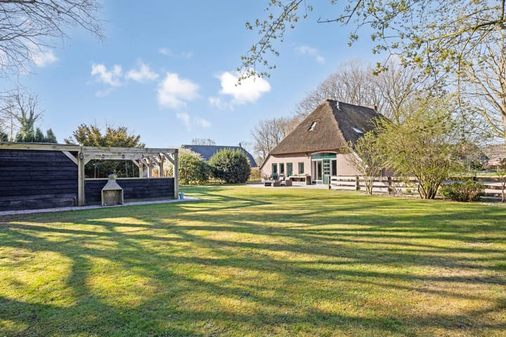 Foto 2 van Rolderstraat 4