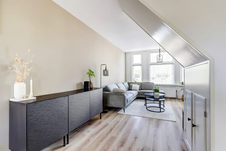 Foto 10 van Naaldwijkseweg 112