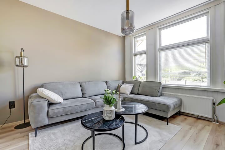 Foto 11 van Naaldwijkseweg 112