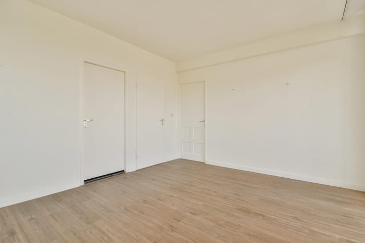 Foto 10 van Victor van Vrieslandstraat 25