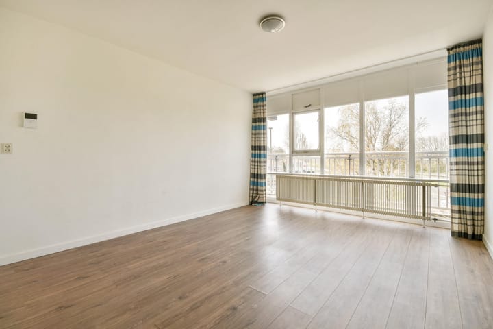 Foto 3 van Victor van Vrieslandstraat 25