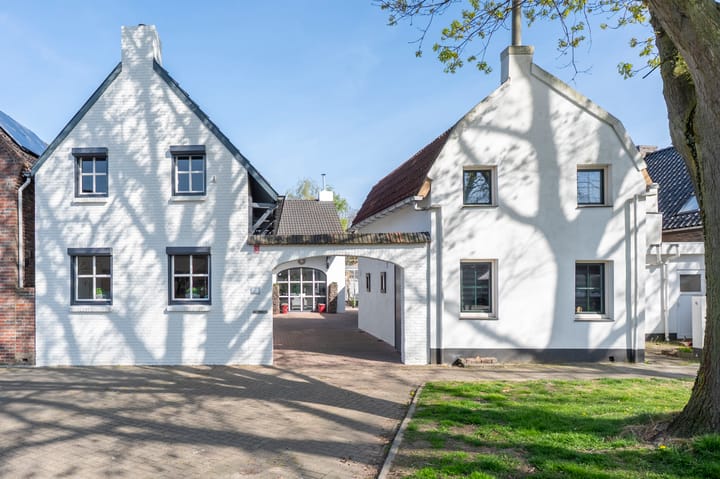 Photo 1 of Overhoven 109