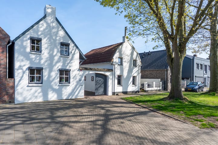 Photo 6 of Overhoven 109