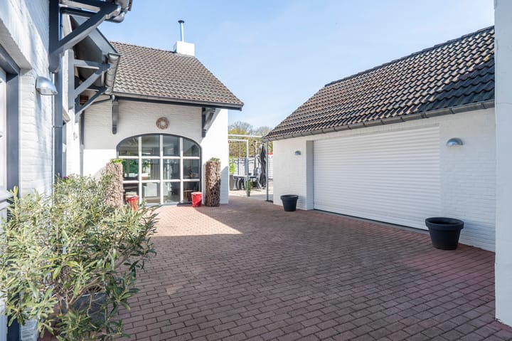 Photo 11 of Overhoven 109