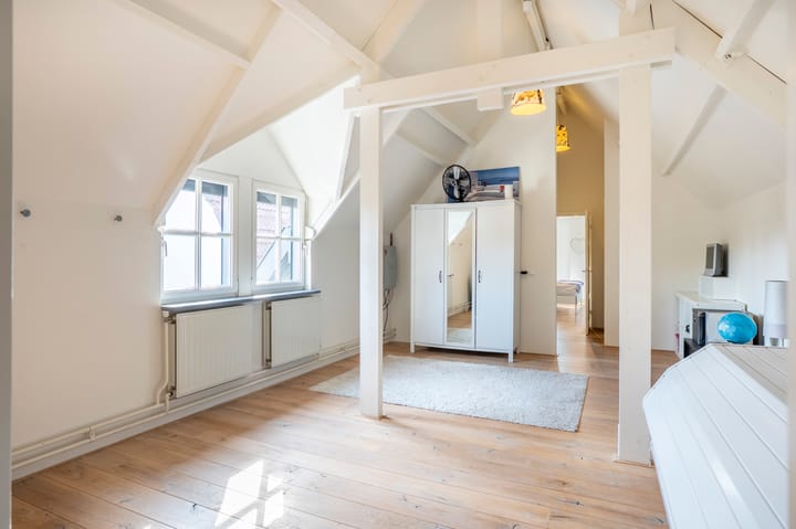 Photo 48 of Overhoven 109