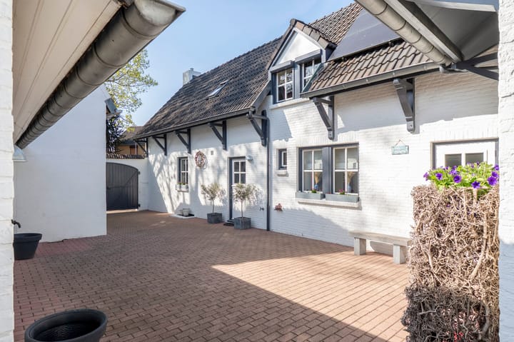 Photo 54 of Overhoven 109