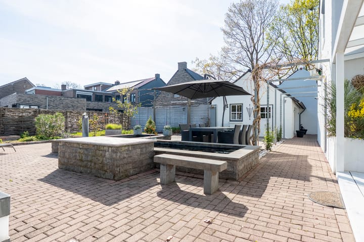 Photo 56 of Overhoven 109