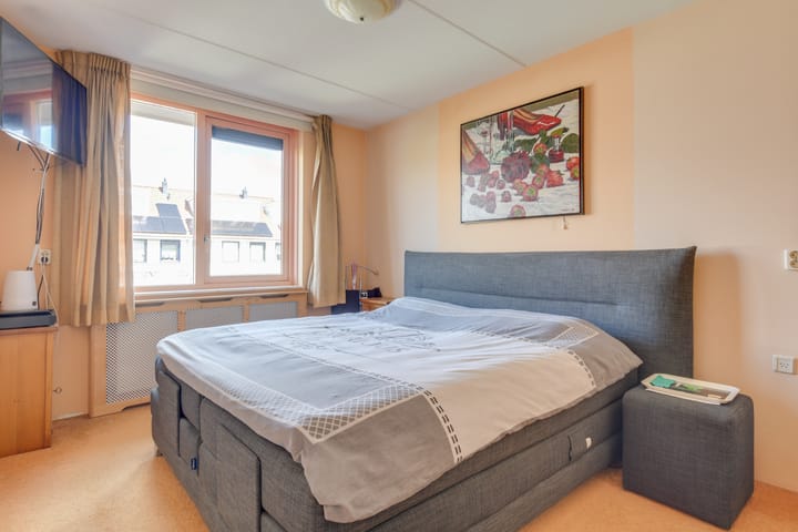 Foto 5 van Renoirhof 113